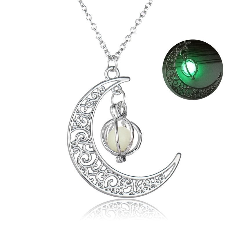 Natural Glow Moon Pendant – Energy & Style in One